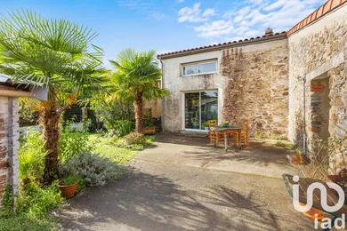 Maison traditionnelle à Monnières (44690)