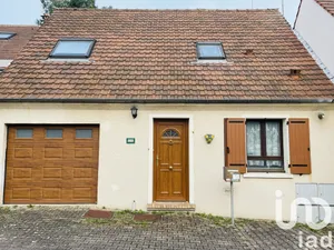 House at Ézanville (95460)