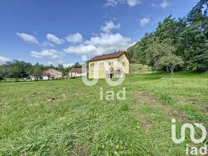 Traditional house at Crenans (39260)
