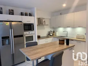 Appartement à Carcans (33121)