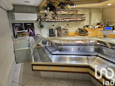 Immeuble à Huisseau-sur-Mauves (45130)