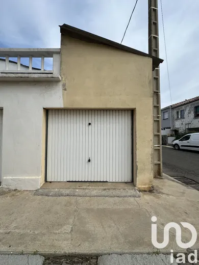 Garage at Port-la-Nouvelle (11210)