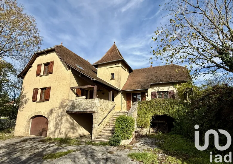 Maison 9 pièces 186 m² · à Capdenac · 186 m² · 272 000 €