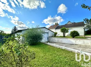 Maison à Périgny (94520)