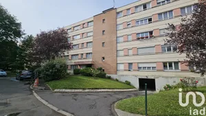 Parking at Lambersart (59130)