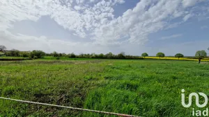 Terrain à bâtir à Puxieux (54800)