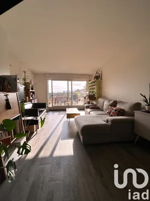 Duplex in Noisy-le-Sec (93130)