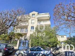 Apartment at Saint-Maur-des-Fossés (94100)