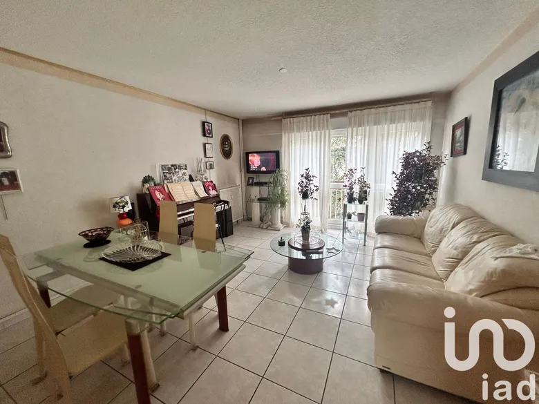 Appartement 4 pièces 79 m² · à Le Pont-de-Claix · 79 m² · 99 000 €