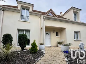 Maison traditionnelle à Sartrouville (78500)