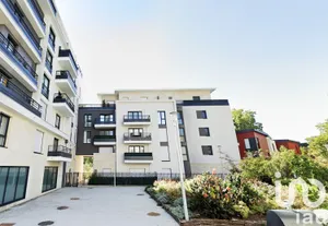 Apartment at Orly (94310)