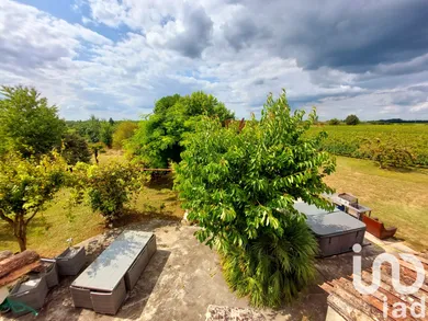 Domaine à Bonneville et saint avit de fumadières (24230)