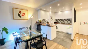 Apartment at Courbevoie (92400)