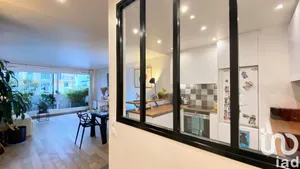 Apartment at Courbevoie (92400)