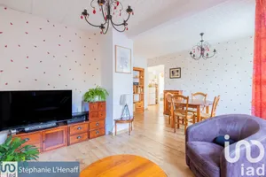 Apartment at Savigny-sur-Orge (91600)