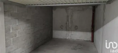 Garage at Nantes (44300)