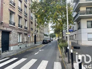 Apartment in Courbevoie (92400)