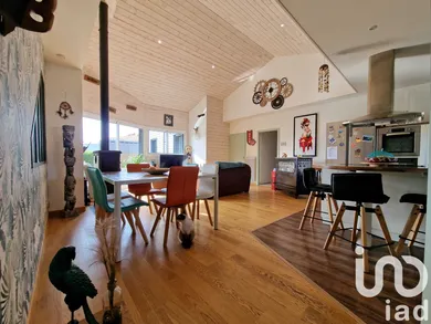 Maison à Vairé (85150)