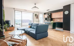 Apartment at Massy (91300)