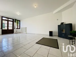 Maison de village à Savigny-sur-Aisne (08400)