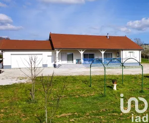 Maison de campagne à Bernon (10130)