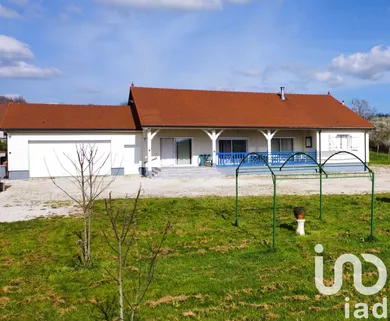 Park home at Bernon (10130)