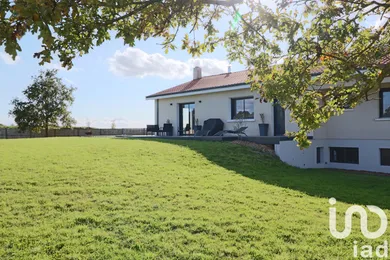 House at Sèvremoine (49660)