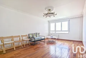 Apartment in Pantin (93500)