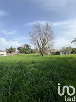 Building plot at Eynesse (33220)
