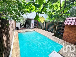 Duplex à Bordeaux (33300)