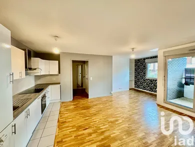 Apartment at Bobigny (93000)