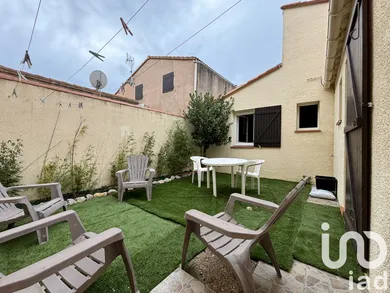 House at Caves (11510)