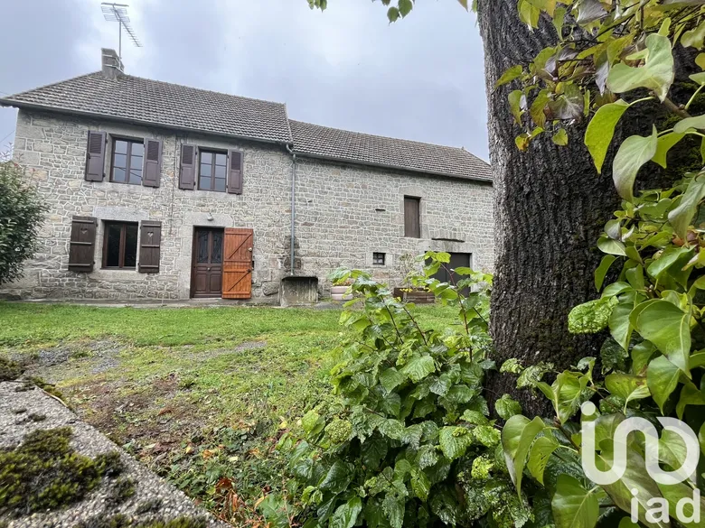Maison 4 pièces 90 m² · à Magnat-l'Étrange · 90,1 m² · 62 000 €