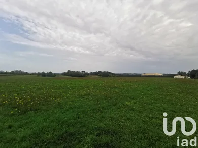 Terrain à Saint-Aigulin (17360)