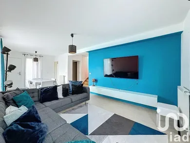 Duplex at Sainte-Geneviève-des-Bois (91700)