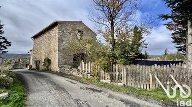 Building at Salza (11330)