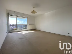 Apartment in Vannes (56000)