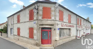 Immeuble à Saint-Sulpice-les-Feuilles (87160)