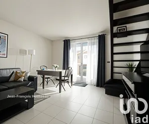 Apartment at Lambersart (59130)