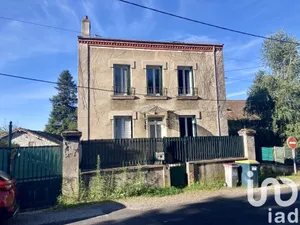 Maison traditionnelle à Auzat-la-Combelle (63570)