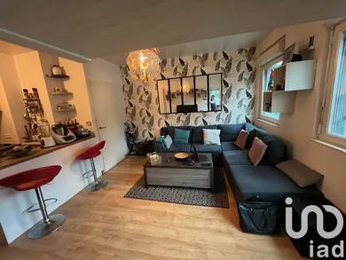 Apartment at Châtenay-Malabry (92290)