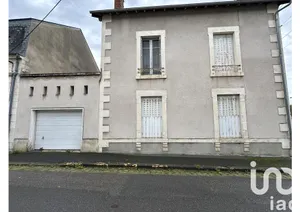 Townhouse at Bourges (18000)