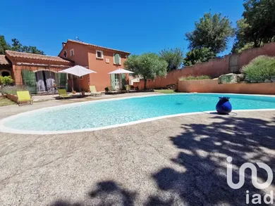 Maison traditionnelle à Pujaut (30131)