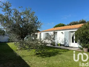 Maison traditionnelle à Le Bois-Plage-en-Ré (17580)