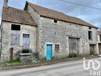 Parking à RICHEBOURG (52120)