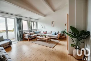 Apartment in Montreuil (93100)