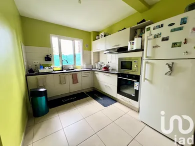Appartement à Sainte-Suzanne (97441)