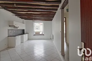 Apartment at Luzarches (95270)