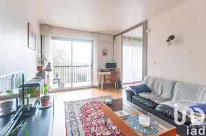 Apartment at Le Pecq (78230)