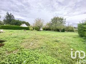 Land at Séry-lès-Mézières (02240)
